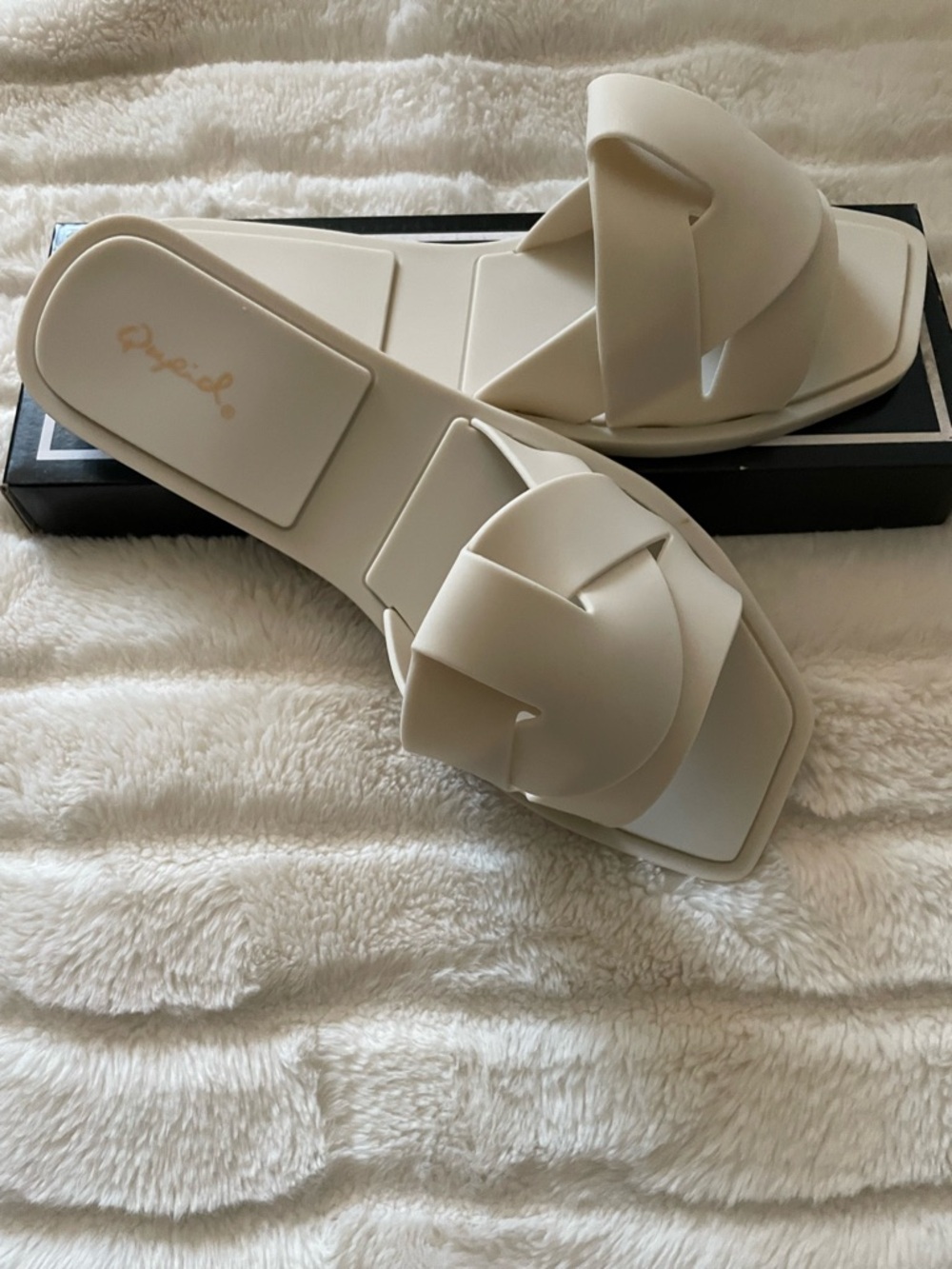 Qupid Cream Woven Knot Slide Sandals